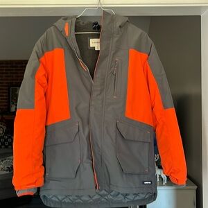 Extremely warm Lands End kids jacket. Only wore one time. Excellent condition